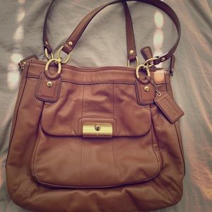 Authentic Coach Leather Handbag w Expanding Sides